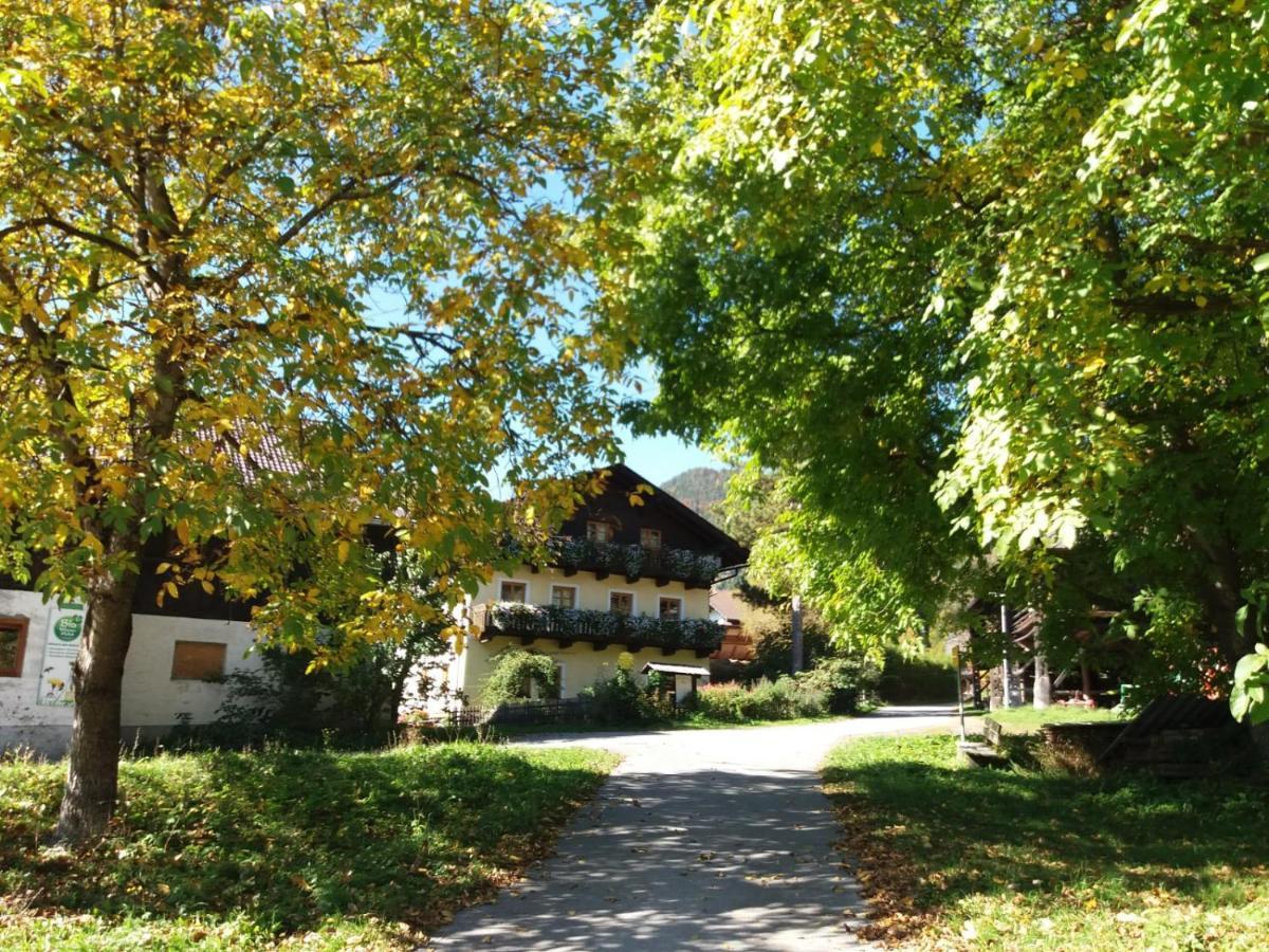 Bed and Breakfast Kostlhof, Familie Hassler Обердраубург Экстерьер фото